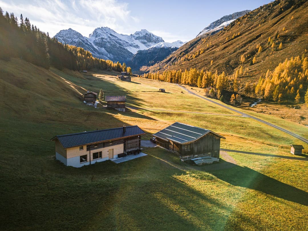 Sertigerstrasse 27 - Modern House